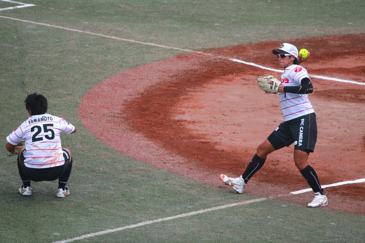 選手別の写真  上野由岐子 投手　後半開幕節