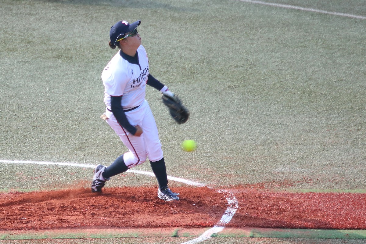 選手別の写真  坂本実桜 投手　後半開幕節